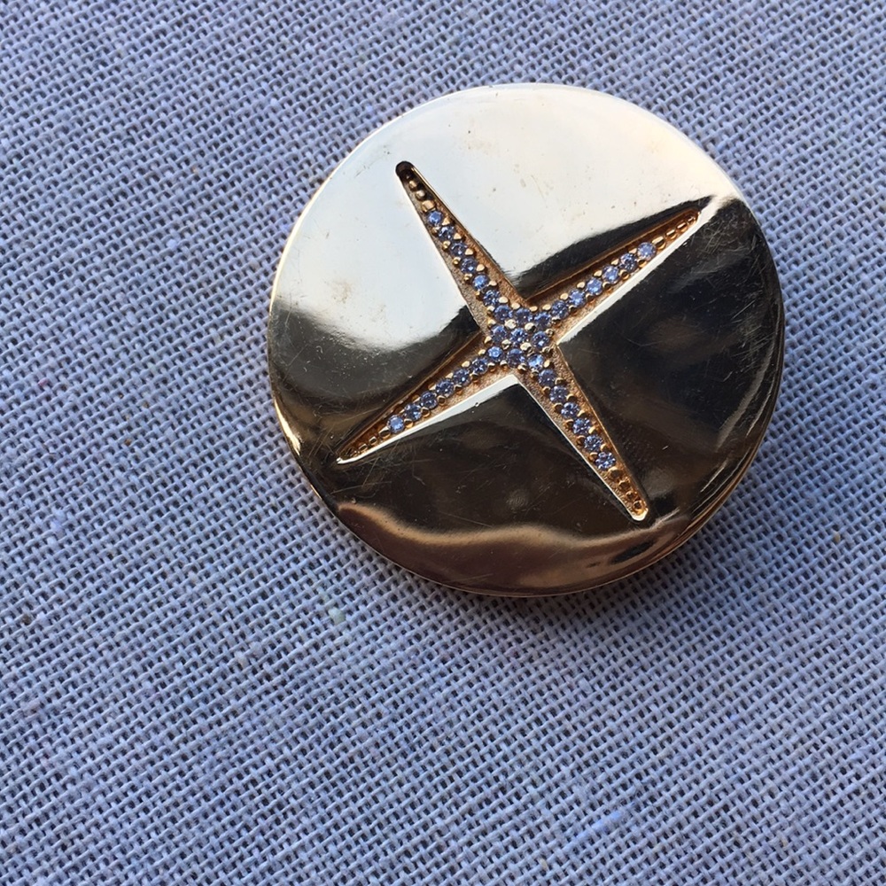 Brooch